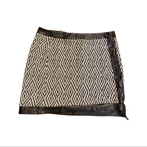 Ella Moss leather trim skirt, size small